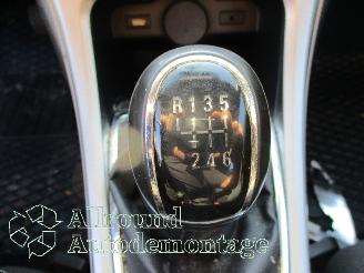 Opel Astra Astra J (PC6/PD6/PE6/PF6) Hatchback 5-drs 1.4 Turbo 16V (A14NET(Euro 5=
)) [88kW]  (10-2010/10-2015) picture 11