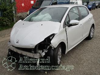 Démontage voiture Peugeot 208 208 I (CA/CC/CK/CL) Hatchback 1.2 Vti 12V PureTech 82 (EB2F(HMZ)) [60k=
W]  (03-2012/12-2019) 2018