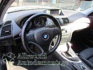 BMW 1-serie 1 serie (E87/87N) Hatchback 5-drs 120i 16V (N43-B20A) [125kW]  (03-200=
7/06-2011) picture 11