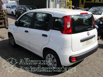 Fiat Panda Panda (312) Hatchback 0.9 TwinAir 60 (312.A.6000) [44kW]  (12-2013/...=
) picture 4