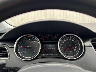 Peugeot 508 SW Allure Panorama / Head-Up / Navigation picture 16