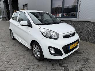 škoda osobní automobily Kia Picanto 1.0 CVVT ISG Plus Pack 2013/5