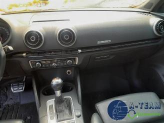 Audi Rs3 RS 3 Sportback (8VA/8VF), Hatchback 5-drs, 2015 / 2020 2.5 TFSI 20V Quattro Performance picture 14