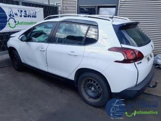 Peugeot 2008 2008 (CU), MPV, 2013 / 2019 1.2 12V e-THP PureTech 110 picture 2
