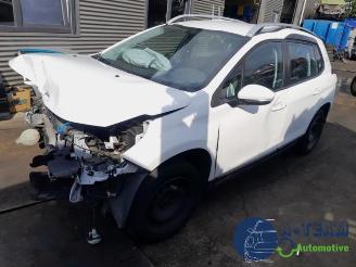 Peugeot 2008 2008 (CU), MPV, 2013 / 2019 1.2 12V e-THP PureTech 110 picture 7
