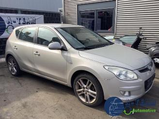 Hyundai I-30 i30 (FD), Hatchback, 2007 / 2011 1.6 CVVT 16V picture 8