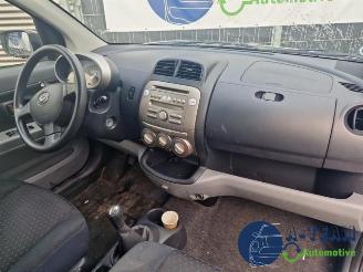 Daihatsu Sirion Sirion 2 (M3), Hatchback, 2005 1.0 12V DVVT picture 16