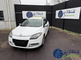 Vrakbiler auto Renault Mégane Megane III Grandtour (KZ), Combi 5-drs, 2008 / 2016 1.5 dCi 110 2013/8