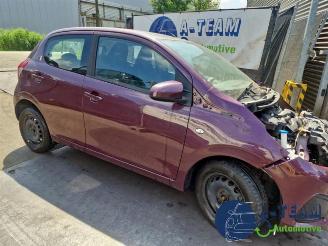 Peugeot 108 108, Hatchback, 2014 1.0 12V VVT-i picture 9