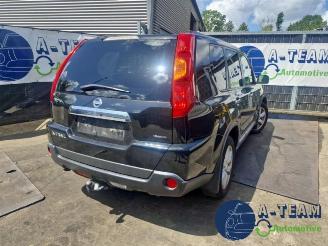 Salvage car Nissan X-Trail X-Trail (T31), SUV, 2007 / 2013 2.5 16V SE,LE 4x4 2009/7