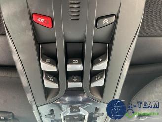 Citroën DS5 DS5 (KD/KF), Hatchback 5-drs, 2011 / 2015 1.6 16V THP 200 picture 31