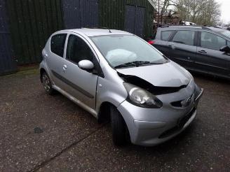  Toyota Aygo Aygo (B10), Hatchback, 2005 / 2014 1.0 12V VVT-i 2009/2