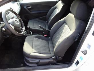 Volkswagen Polo Polo V (6R), Hatchback, 2009 / 2017 1.4 TDI picture 10