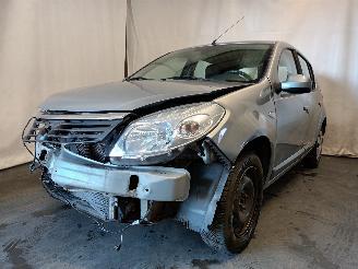 Damaged car Dacia Sandero Sandero I (BS) Hatchback 1.4 LPG (K7J-714) [53kW]  (01-2009/12-2012) 2010/6