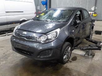 disassembly passenger cars Kia Rio Rio III (UB) Hatchback 1.2 CVVT 16V (G4LA5) [63kW]  (09-2011/12-2017) 2013