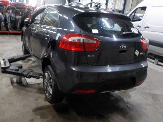 Kia Rio Rio III (UB) Hatchback 1.2 CVVT 16V (G4LA5) [63kW]  (09-2011/12-2017) picture 4