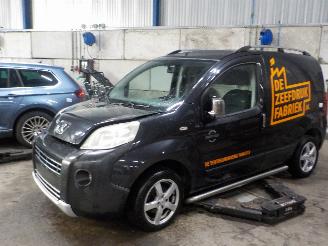 Salvage car Peugeot Bipper Bipper (AA) Van 1.4 HDi (DV4TED(8HS)) [50kW]  (02-2008/...) 2008
