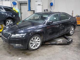 Autoverwertung Skoda Superb Superb (3V3) Liftback 2.0 TDI (DDAA) [140kW]  (03-2015/...) 2016