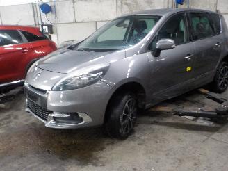 disassembly passenger cars Renault Scenic Scénic III (JZ) MPV 1.5 dCi 110 (K9K-J836) [81kW]  (04-2009/05-2016)= 2012