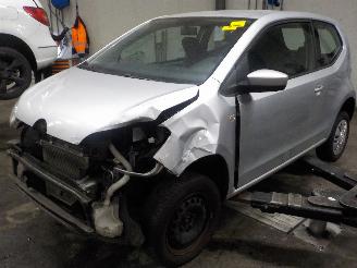 Autoverwertung Volkswagen Up! Up! (121) Hatchback 1.0 12V EcoFuel (CPGA(Euro 6)) [50kW]  (11-2012/11=
-2023) 2013/7