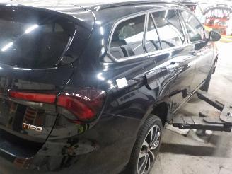 Fiat Tipo Tipo (356W/357W) Combi 1.4 T-Jet 16V (940.B.7000(Euro 6)) [88kW]  (03-=
2016/10-2020) picture 3