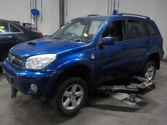 disassembly passenger cars Toyota Rav-4 RAV4 (A2) Terreinwagen 2.0 D-4D 16V 4x4 (1CD-FTV) [85kW]  (05-2001/11-=
2005) 2005