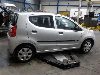 Suzuki Alto Alto (GF) Hatchback 5-drs 1.0 12V (K10B) [50kW]  (01-2009/...) picture 3