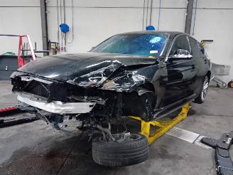 Vrakbiler auto BMW 3-serie 3 serie (F30) Sedan 320i 2.0 16V (N20-B20A) [180kW]  (11-2011/10-2018)= 2012