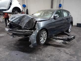 Démontage voiture BMW 1-serie 1 serie (F20) Hatchback 5-drs 116i 1.6 16V (N13-B16A) [100kW]  (07-201=
1/02-2015) 2013
