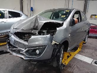 Mitsubishi Space-star Space Star (A0) Hatchback 1.0 12V (3A90(Euro 5)) [52kW]  (05-2012/...)= picture 1