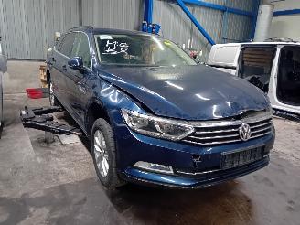 Volkswagen Passat Passat Variant (3G5) Combi 1.6 TDI 16V (DCXA) [88kW]  (08-2014/11-2020=
) picture 2