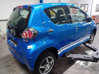 Toyota Aygo Aygo (B10) Hatchback 1.0 12V VVT-i (1KR-FE) [50kW]  (07-2005/05-2014) picture 3