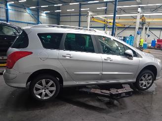 Peugeot 308 308 SW (4E/H) Combi 5-drs 1.6 HDiF 16V (DV6C(9HD)) [84kW]  (03-2013/10=
-2014) picture 3