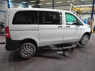 Mercedes Vito Vito Tourer (447.7) Bus 1.6 111 CDI 16V (OM622.951) [84kW]  (10-2014/.=
=2E.) picture 3