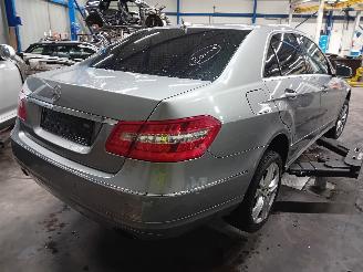 Mercedes E-klasse E (W212) Sedan E-350 CDI BlueEfficiency 3.0 V6 24V (OM642.852) [195kW]=
  (03-2011/12-2015) picture 3