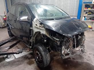 Peugeot 108 108 Hatchback 1.0 12V (1KRFE(CFB)) [51kW]  (05-2014/...) picture 2