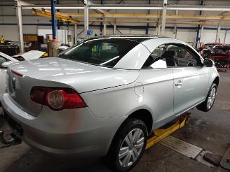 Volkswagen Eos Eos (1F7/F8) Cabrio 1.6 FSI 16V (BLF(Euro 4)) [85kW]  (06-2006/05-2008=
) picture 3