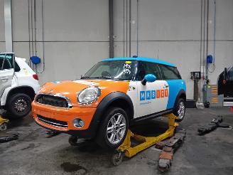 Autoverwertung Mini Mini Clubman (R55) Combi 1.6 16V Cooper (N12-B16A) [88kW]  (10-2007/12-2013=
) 2009