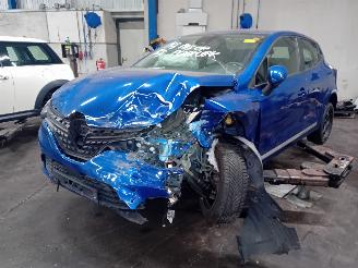 rozbiórka samochody osobowe Renault Clio Clio V (RJAB) Hatchback 5-drs 1.0 TCe 100 12V (H4D-450) [74kW]  (06-20=
19/...) 2019