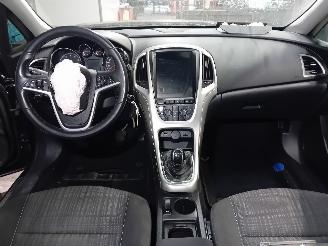 Opel Astra Astra J (PC6/PD6/PE6/PF6) Hatchback 5-drs 1.4 16V ecoFLEX (A14XER(Euro=
 5)) [74kW]  (12-2009/10-2015) picture 5