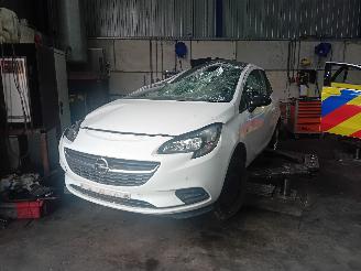 Vrakbiler auto Opel Corsa Corsa E Hatchback 1.0 SIDI Turbo 12V (B10XFL(Euro 6)) [66kW]  (09-2014=
/...) 2015