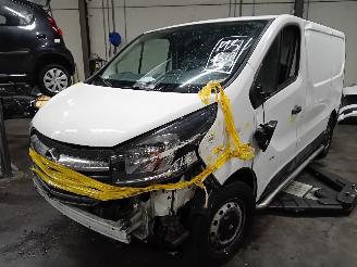 Auto da rottamare Opel Vivaro Vivaro Van 1.6 CDTI 90 (R9M-408(R9M-A4)) [66kW]  (06-2014/12-2019) 2016