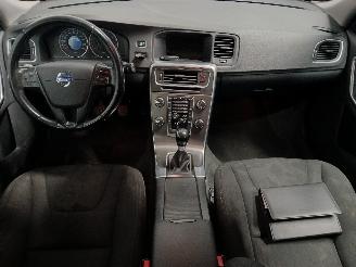 Volvo V-60 V60 I (FW/GW) Combi 1.6 T3 16V (B4164T3(Euro 5)) [110kW]  (09-2010/12-=
2015) picture 11