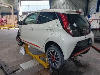 Toyota Aygo Aygo (B40) Hatchback 1.0 12V VVT-i (1KR-FE) [53kW]  (03-2018/...) picture 4