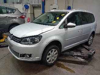 Uttjänta bilar auto Volkswagen Touran Touran (1T3) MPV 2.0 TDI 16V 140 (CFHC) [103kW]  (05-2010/05-2015) 2012