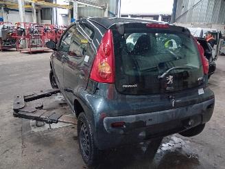 Peugeot 107 107 Hatchback 1.0 12V (384F(1KR)) [50kW]  (06-2005/05-2014) picture 4