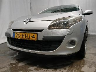 Voiture accidenté Renault Mégane Megane III Berline (BZ) Hatchback 5-drs 1.5 dCi 90 (K9K-834(K9K-H8)) [=
66kW]  (11-2008/02-2016) 2008/11