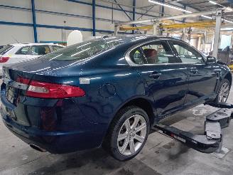 Jaguar XF XF (CC9) Sedan 2.7 D V6 24V (7G(AJ-TDV6)) [152kW]  (03-2008/04-2015) picture 3