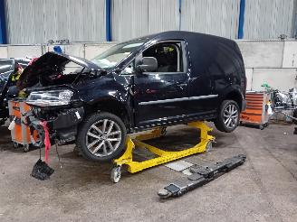Coche siniestrado Volkswagen Caddy Caddy IV Van 2.0 TDI 150 (DFSB) [110kW]  (05-2015/09-2020) 2018