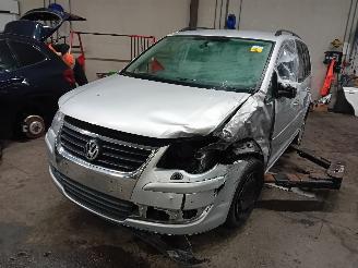 Coche siniestrado Volkswagen Touran Touran (1T1/T2) MPV 1.4 16V TSI 140 (CAVC) [103kW]  (02-2006/05-2010) 2010/2